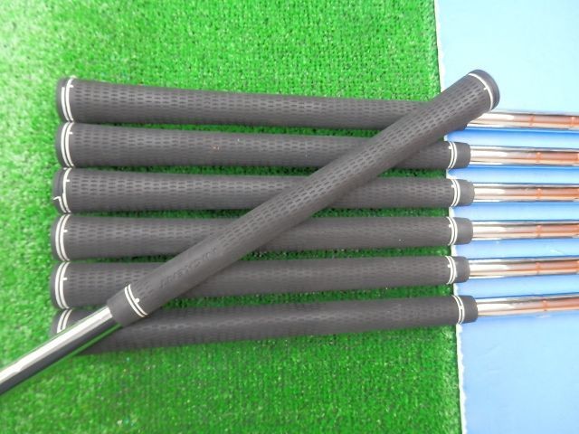 NIKE V25 Victory Red Split Forged Cavity NSPRO950GH S Iron Set 4-9I,Pw - photo 6