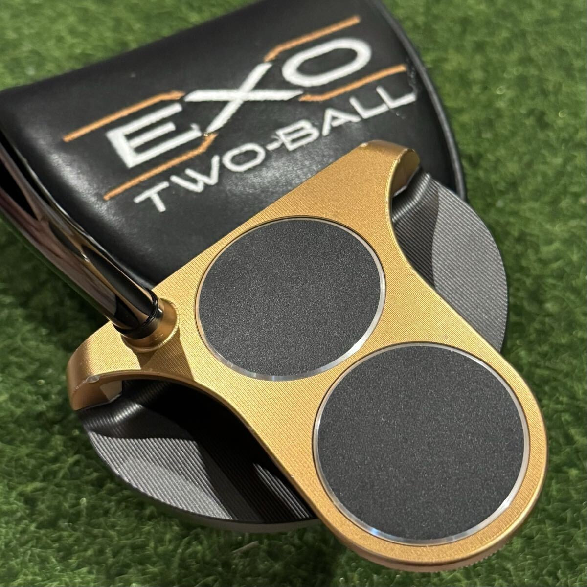 Odyssey EXO 2-Ball Putter 34 Inch Neo Mallet Milled Gold Black Headcover - photo 1