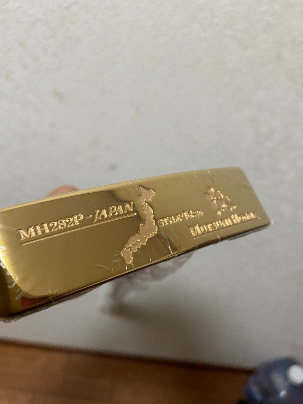 MUTSUMI HONMA putter MH282P Gold IP model 34" w/ Head Cover - photo 4